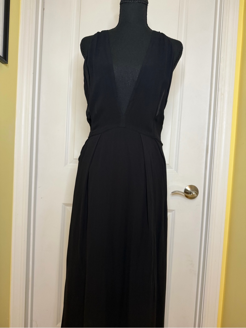 Reiss Black Lilianna Backless Deep V Maxi Dress, size 10, NWT